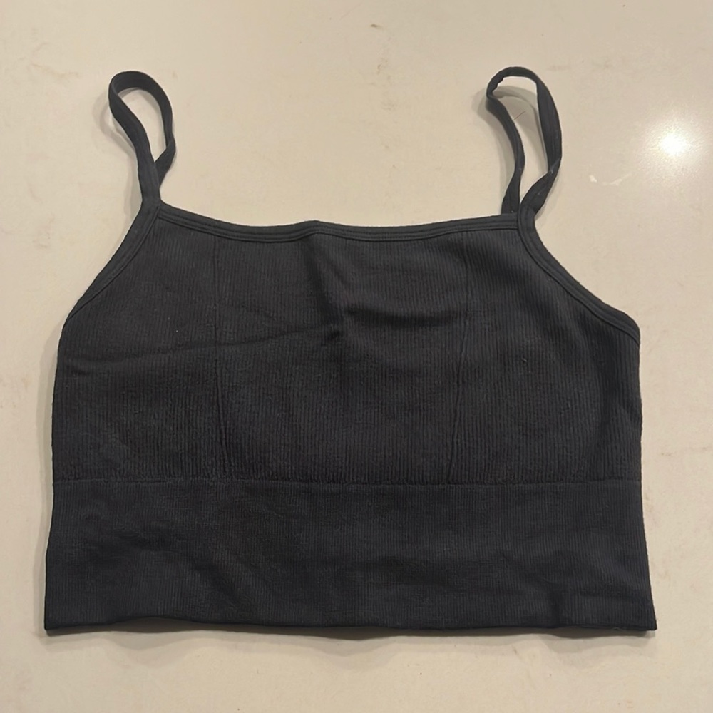 Sports bra bundle (7)